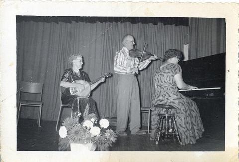 Maggie, Albert, and Edna Jackson 